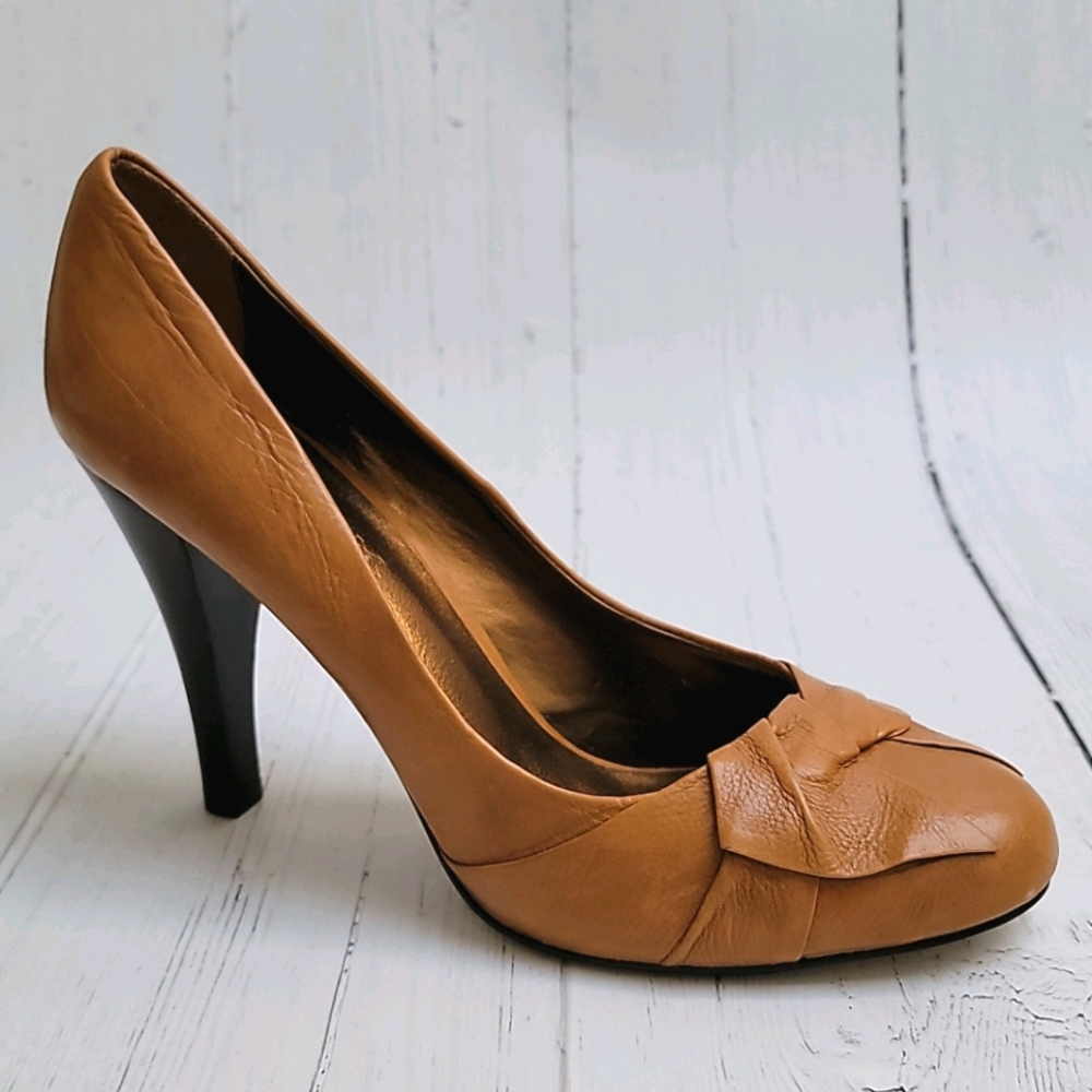 ALDO round toe leather pumps size EU40